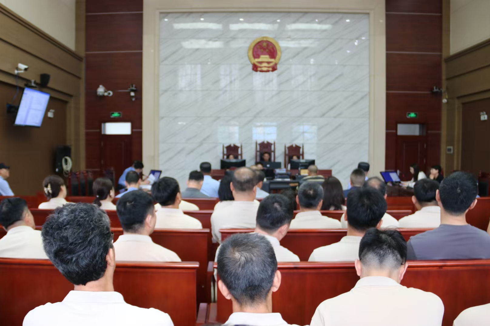 企业家点单，检察接单！——葫芦岛市检察机关邀请企业代表“沉浸式”旁听职务侵占案庭审